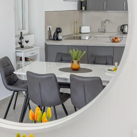 Apartamento Amfora 2 *